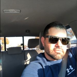 Meet your Posher, Luis